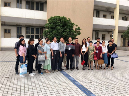 雨蘭2016“家紡消費(fèi)及品牌運(yùn)營研討會(huì)”首站—-河南站現(xiàn)場觀摩