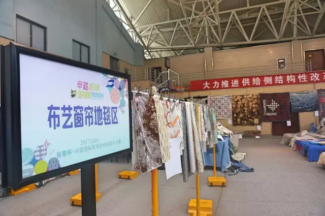 Ҹζϯͨ300Ҽa(chn)ƷŮʣ