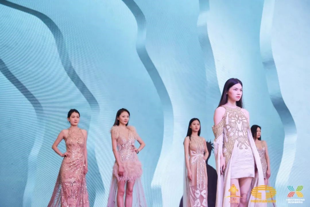 䁾֮͌·F|lչ--2022Ї朴ͨ¡e